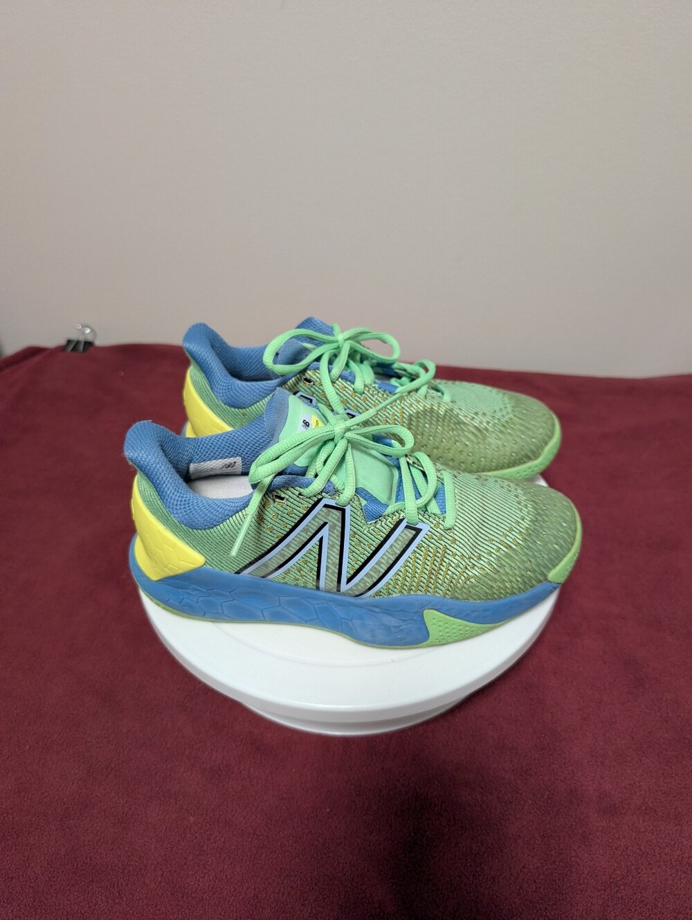 New Balance Fresh Foam X Lav V2 Tennis Shoes - Women's Size 8
